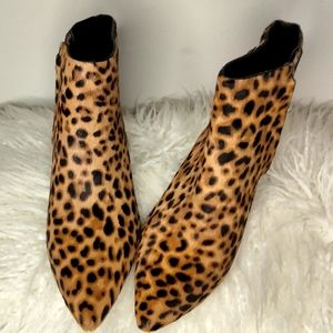 Woman's leopard ankle boot by Alex marie